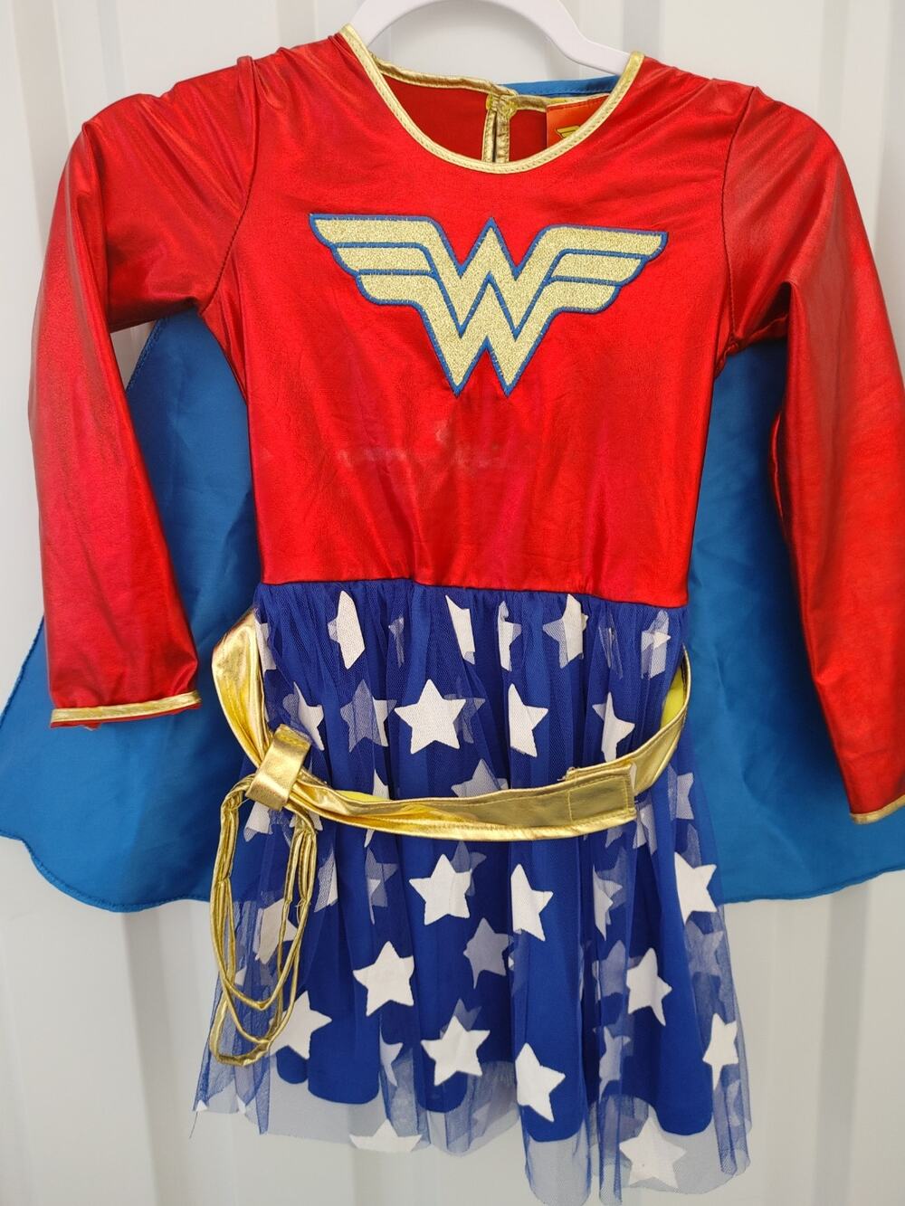 Wonder Woman Girls Costume Medium 10-12 Cape Lasso Belt